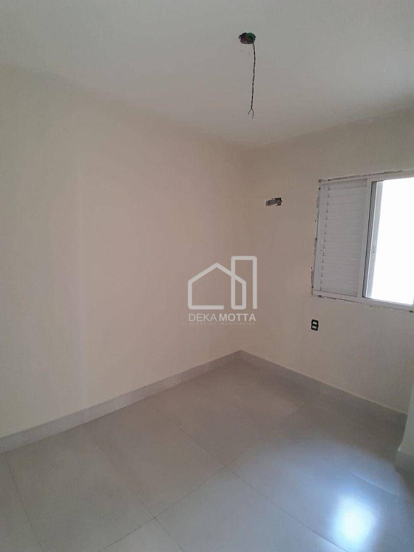 Apartamento à venda com 3 quartos, 82m² - Foto 11