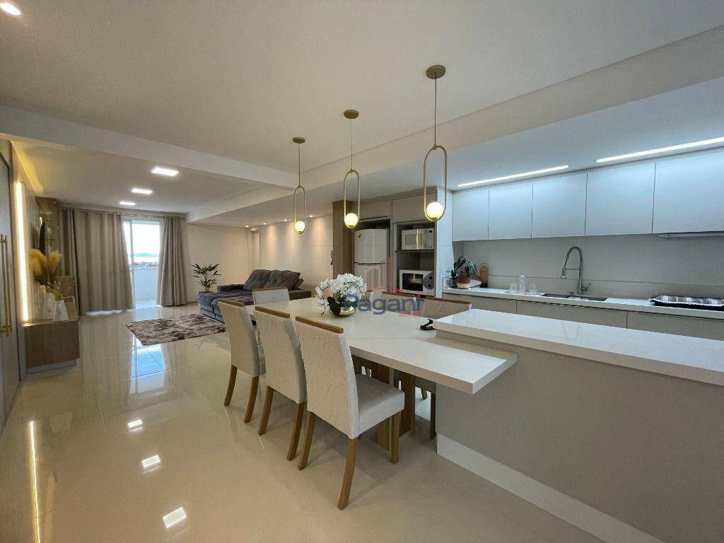 Apartamento à venda com 4 quartos, 256m² - Foto 21
