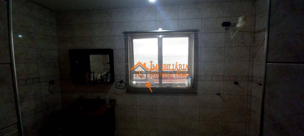 Sobrado à venda com 3 quartos, 220m² - Foto 11