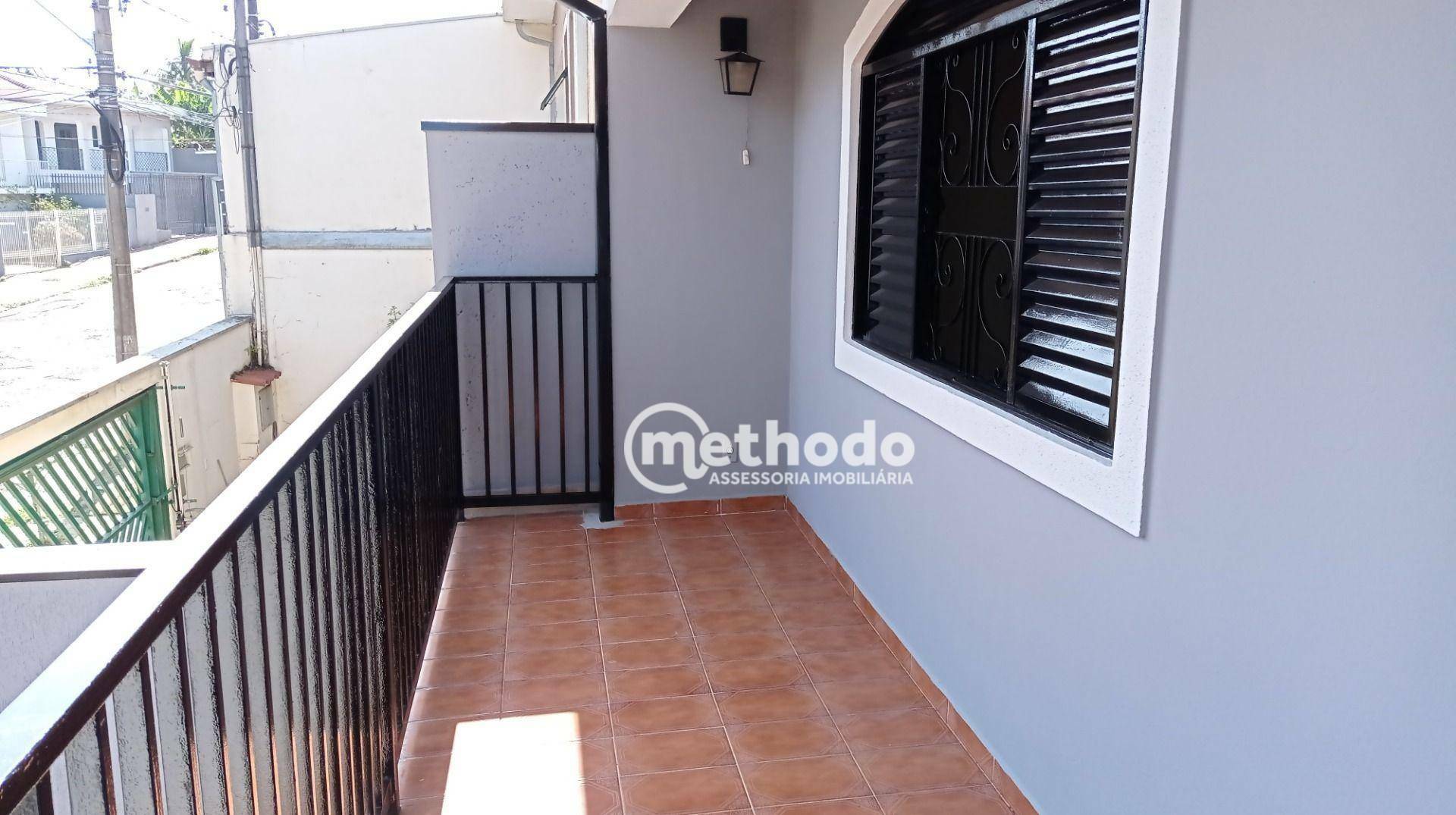 Casa à venda com 3 quartos, 185m² - Foto 3