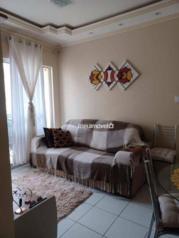 Apartamento à venda com 2 quartos, 57m² - Foto 1