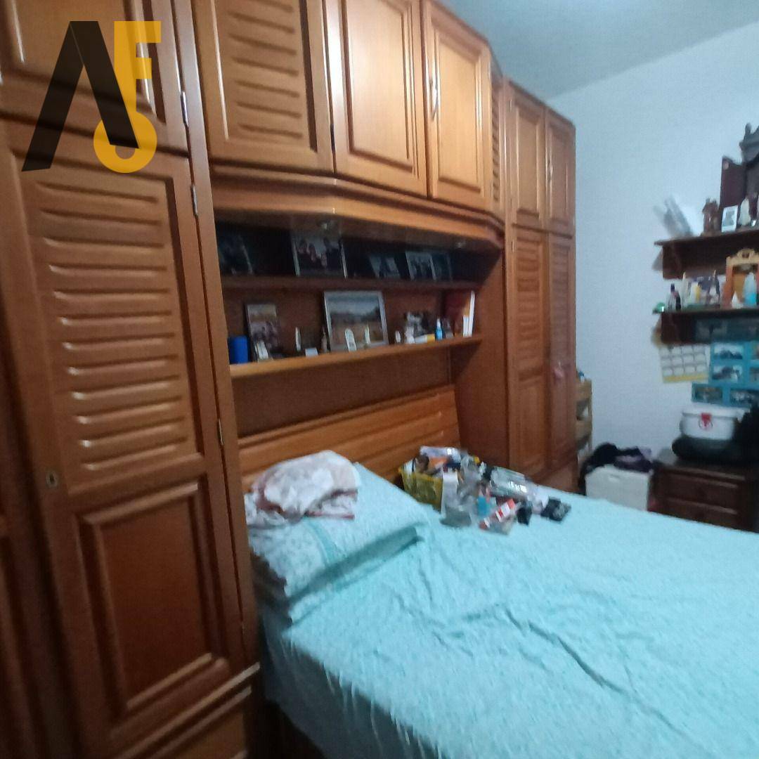 Apartamento à venda com 2 quartos, 75m² - Foto 11