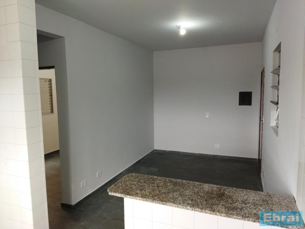 Apartamento para alugar com 1 quarto, 40m² - Foto 9