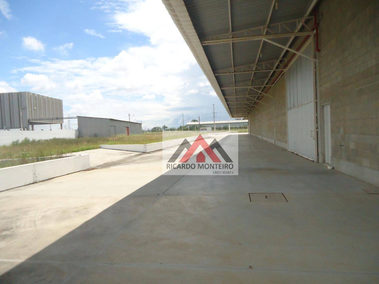 Depósito-Galpão-Armazém para alugar, 2328m² - Foto 6