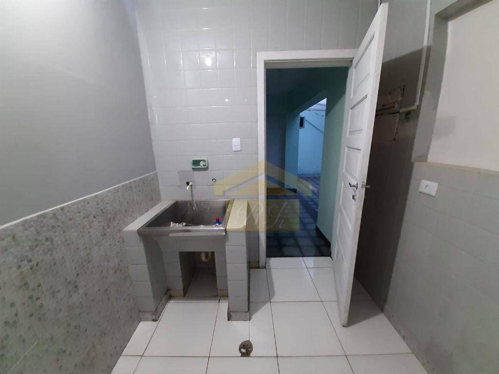 Sobrado à venda com 5 quartos, 276m² - Foto 41