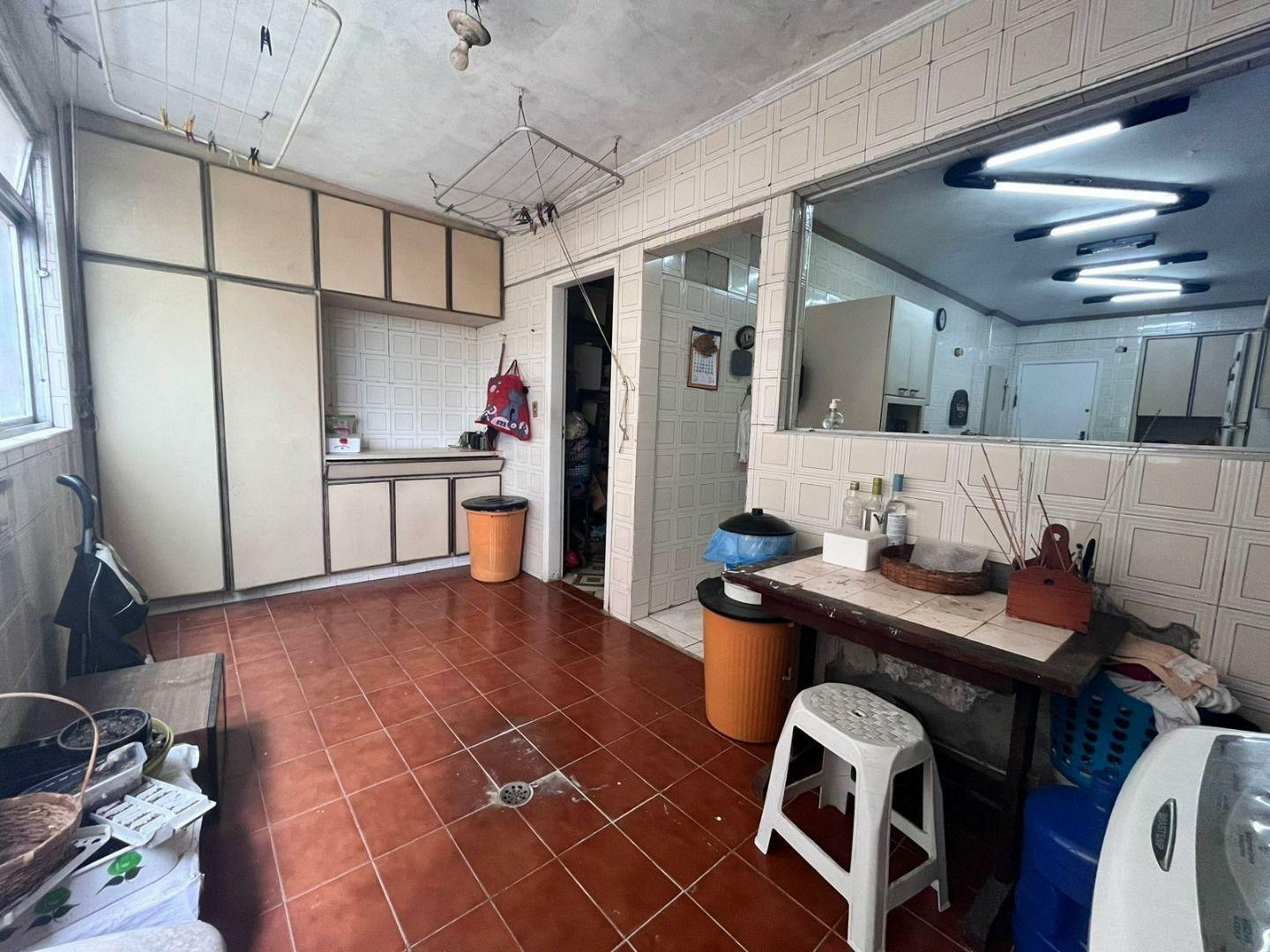 Apartamento à venda com 4 quartos, 203m² - Foto 24