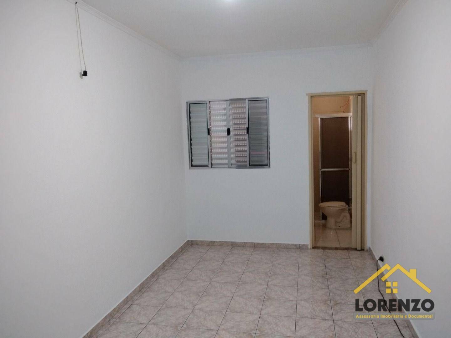 Casa à venda com 3 quartos, 123m² - Foto 2