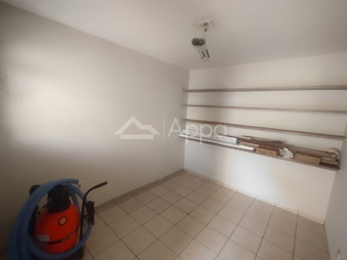 Casa para alugar com 6 quartos, 490m² - Foto 29