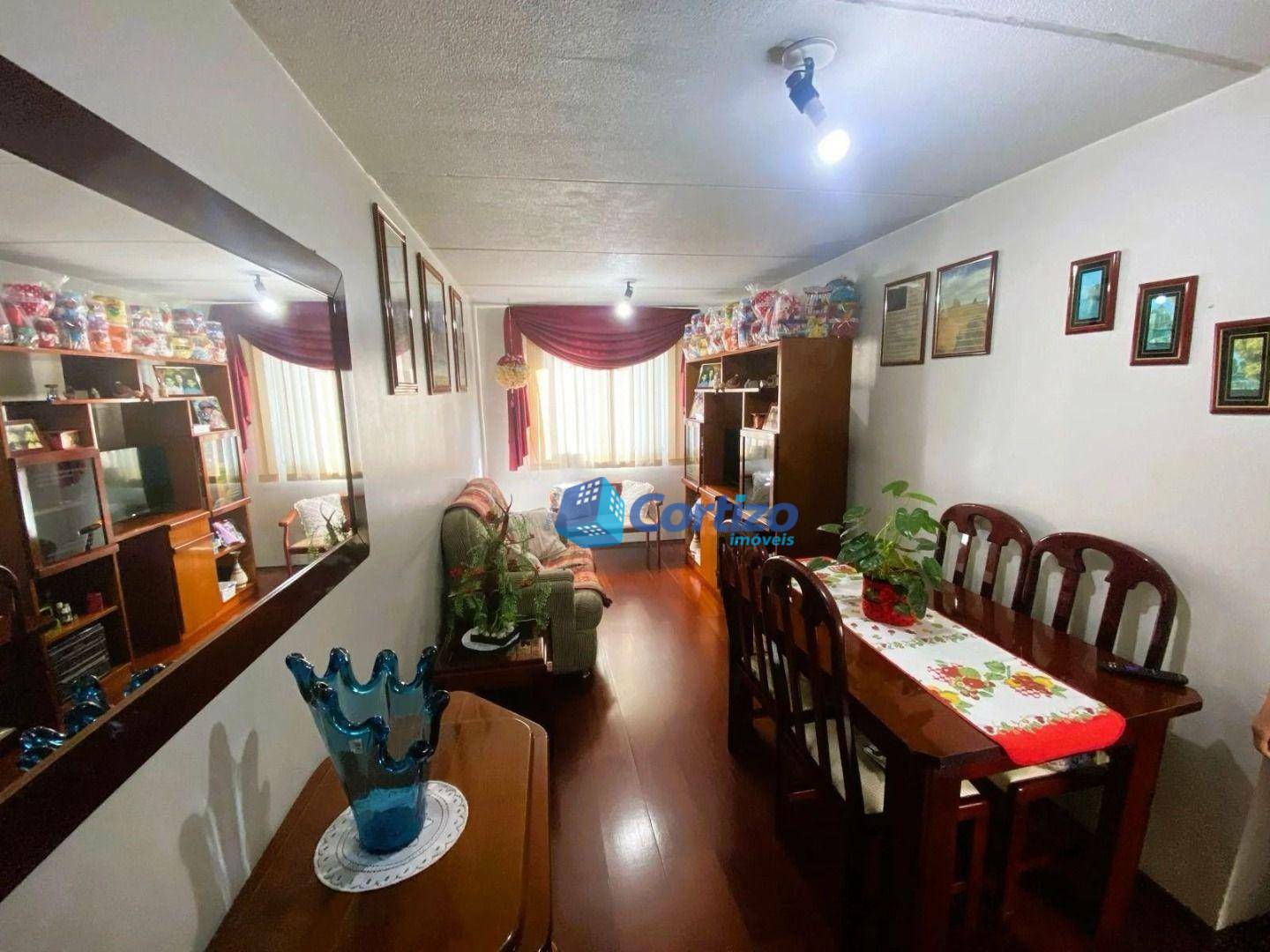Apartamento à venda com 3 quartos, 69m² - Foto 2