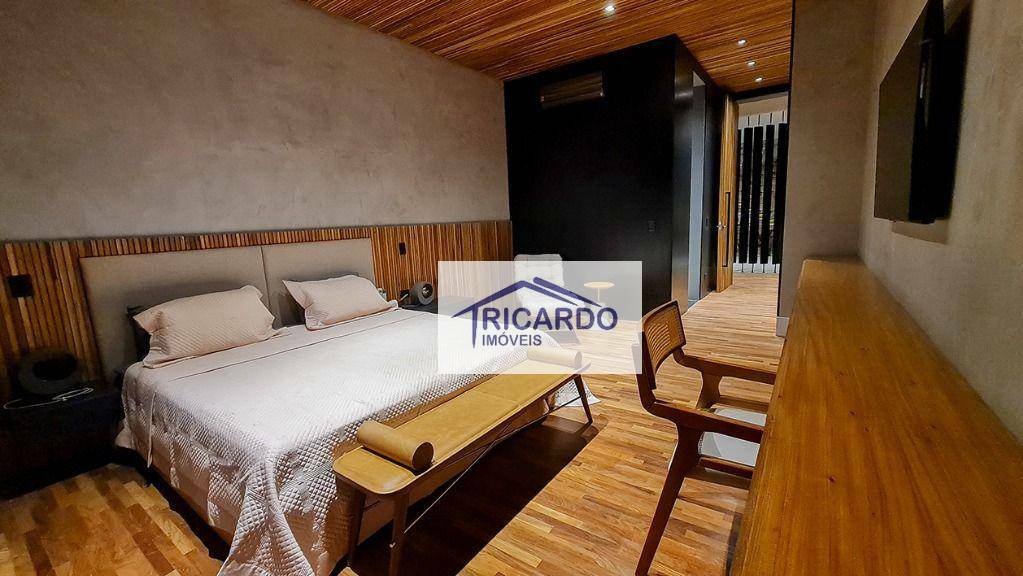 Casa de Condomínio à venda com 11 quartos, 1700m² - Foto 14