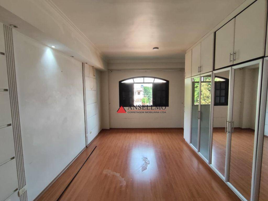 Sobrado para alugar com 4 quartos, 370m² - Foto 44