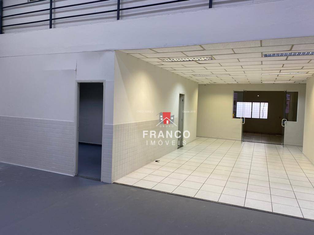 Prédio Inteiro para alugar, 568m² - Foto 3