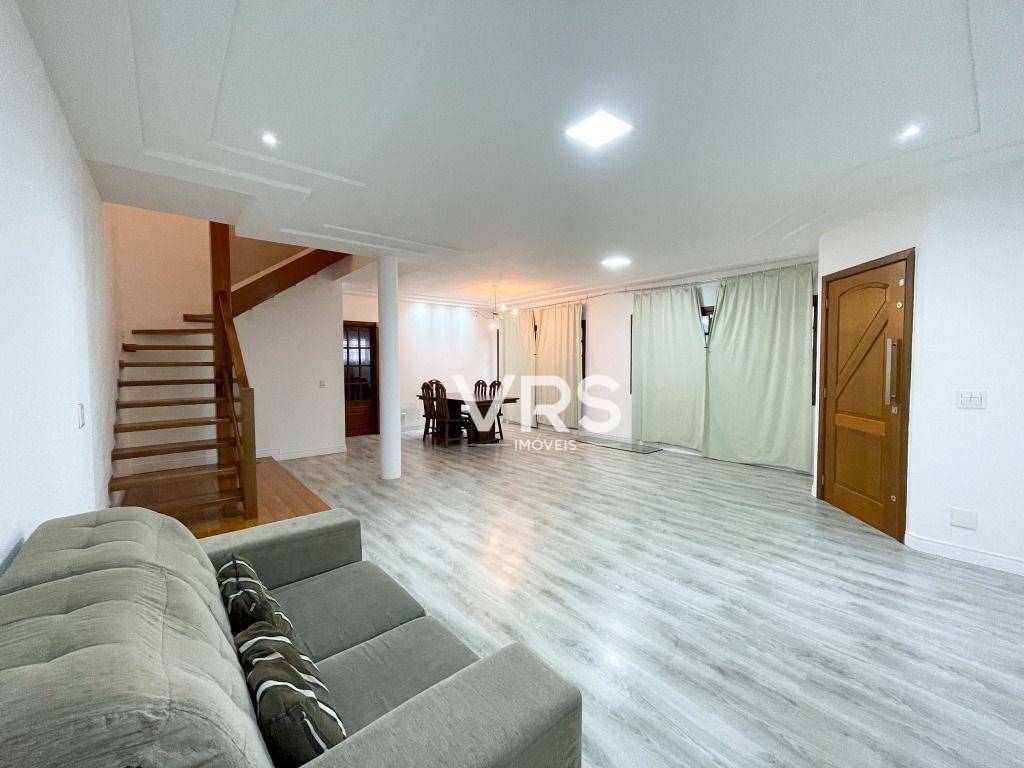 Casa à venda com 4 quartos, 195m² - Foto 7