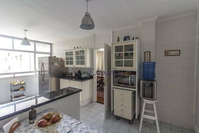 Apartamento à venda com 4 quartos, 267m² - Foto 18