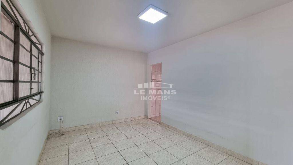 Casa à venda com 2 quartos, 107m² - Foto 5