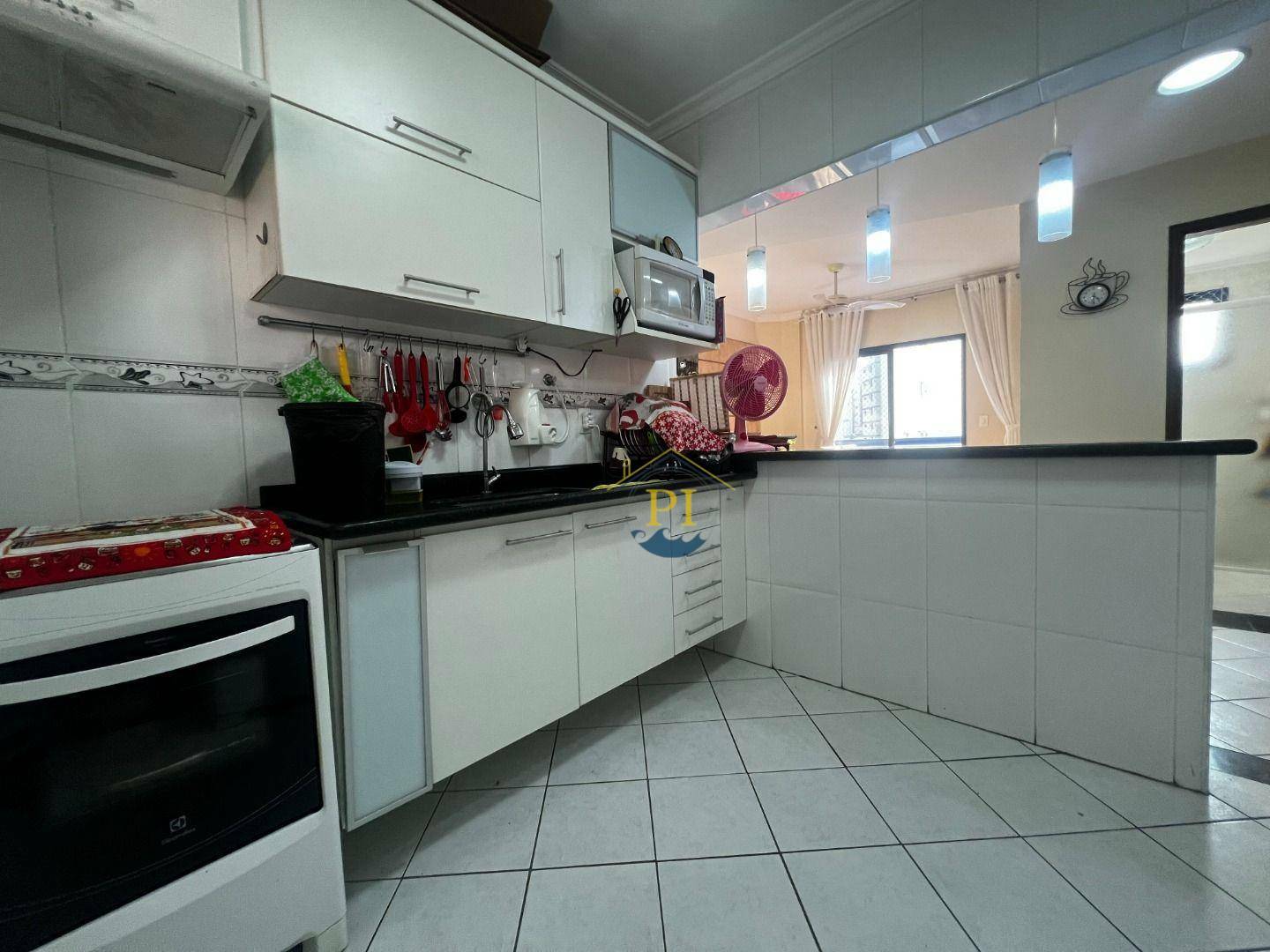 Apartamento à venda com 2 quartos, 65m² - Foto 13