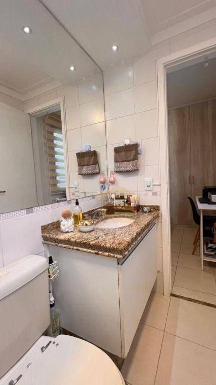 Apartamento à venda com 2 quartos, 63m² - Foto 18