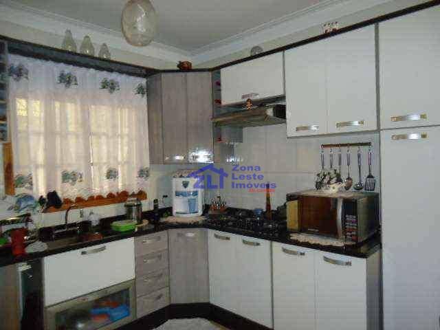 Sobrado à venda com 3 quartos, 220m² - Foto 2