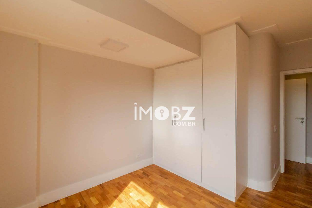 Apartamento à venda com 4 quartos, 221m² - Foto 10