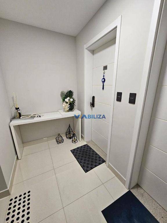 Apartamento à venda com 3 quartos, 114m² - Foto 33