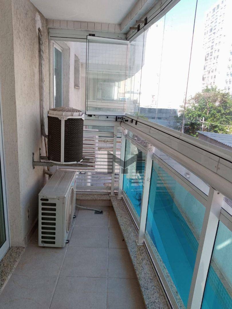 Apartamento à venda com 3 quartos, 98m² - Foto 25