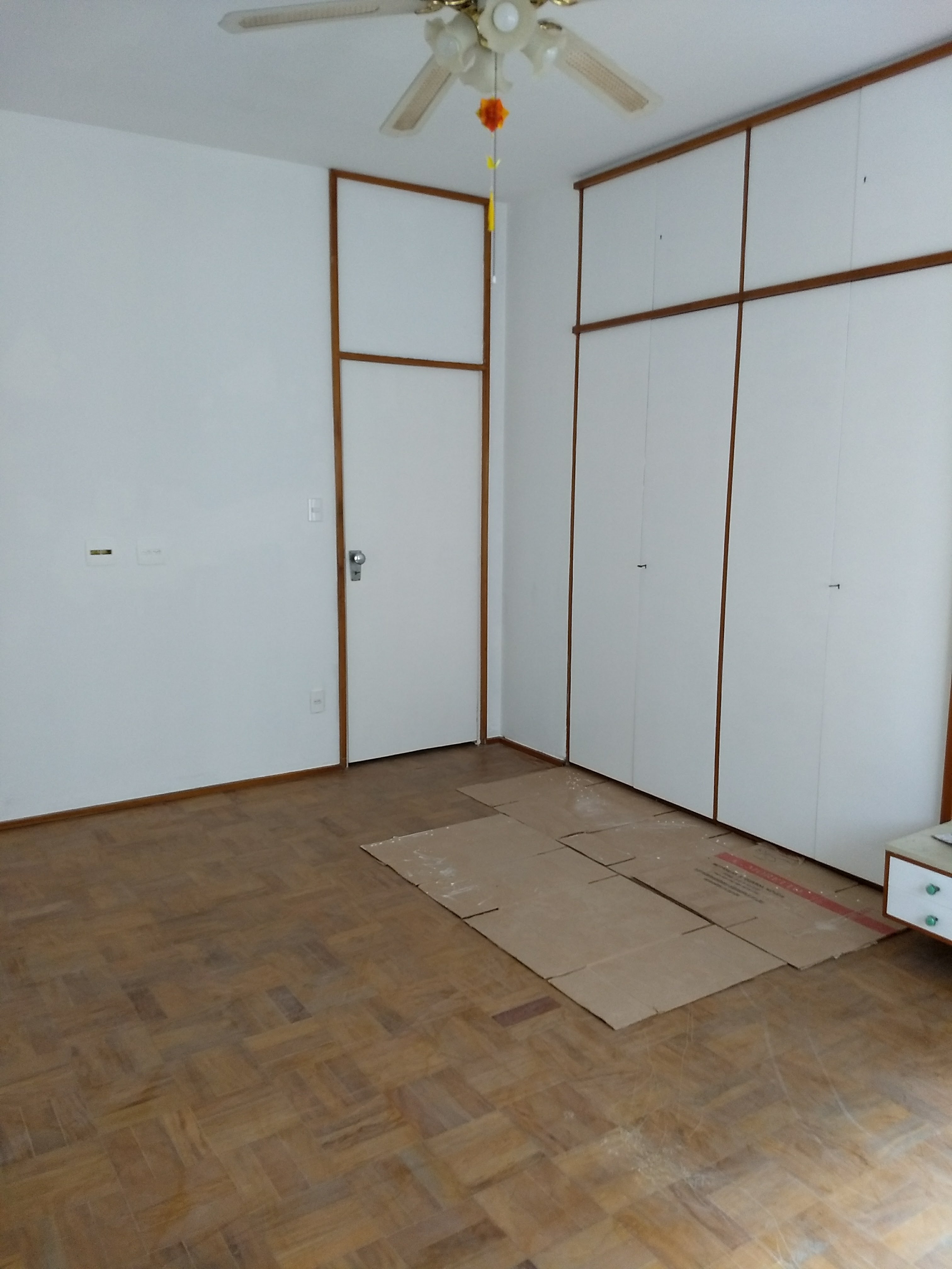 Apartamento à venda com 3 quartos, 291m² - Foto 12