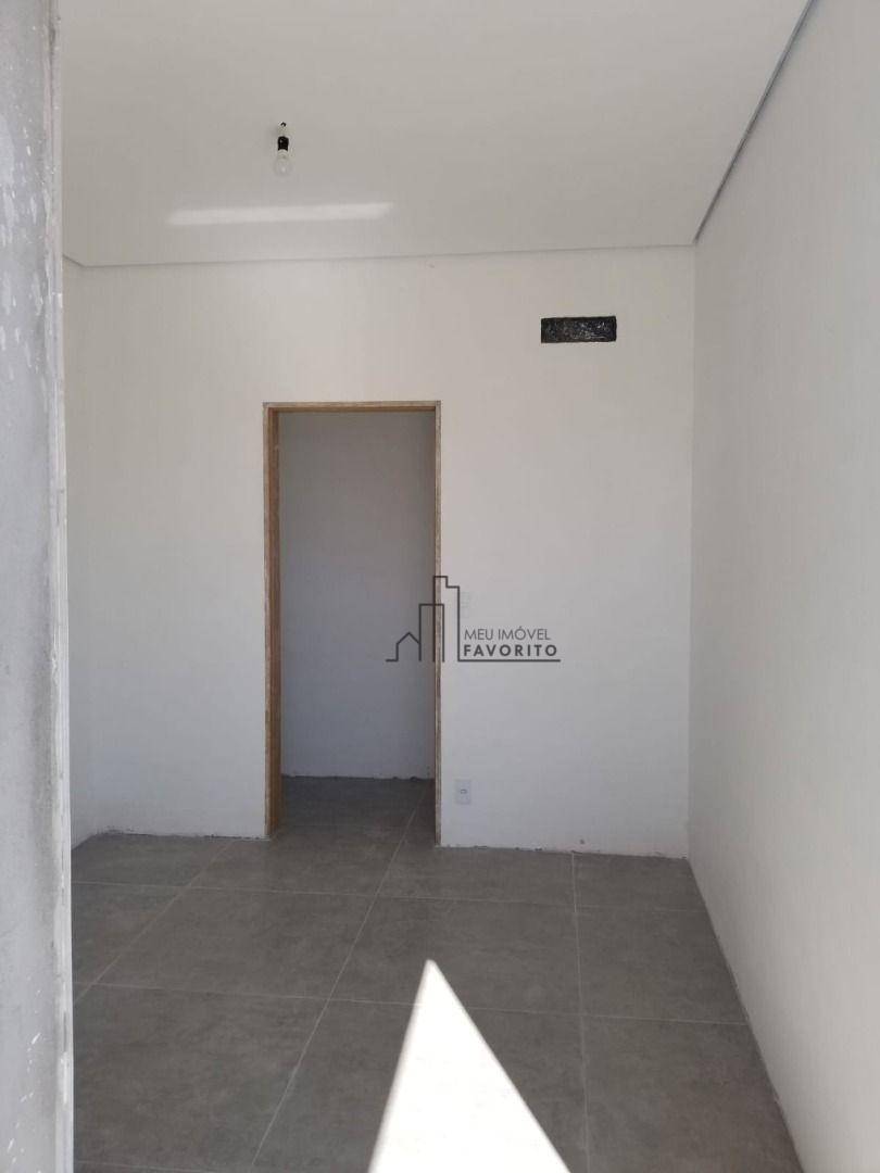 Casa à venda com 3 quartos, 131m² - Foto 14