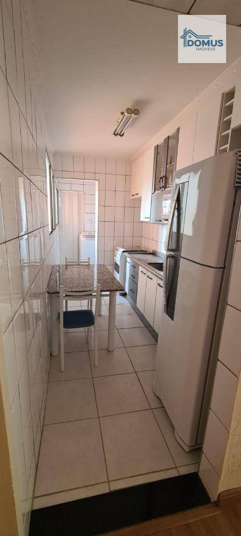 Apartamento à venda com 2 quartos, 65m² - Foto 9