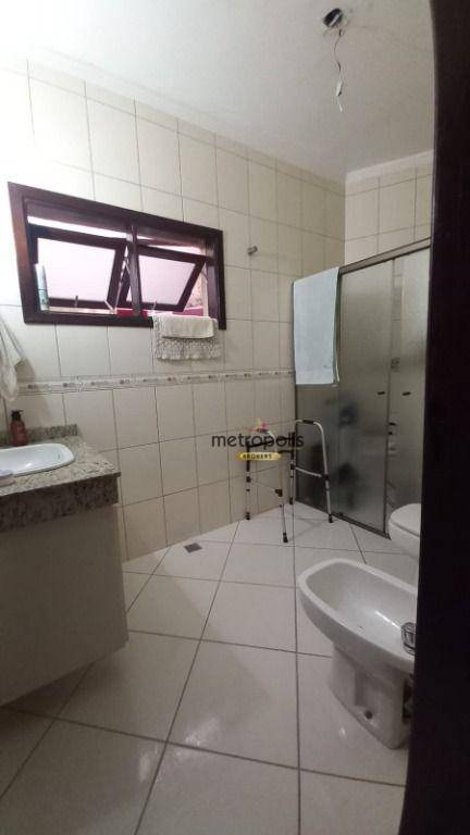 Casa à venda com 5 quartos, 290m² - Foto 29