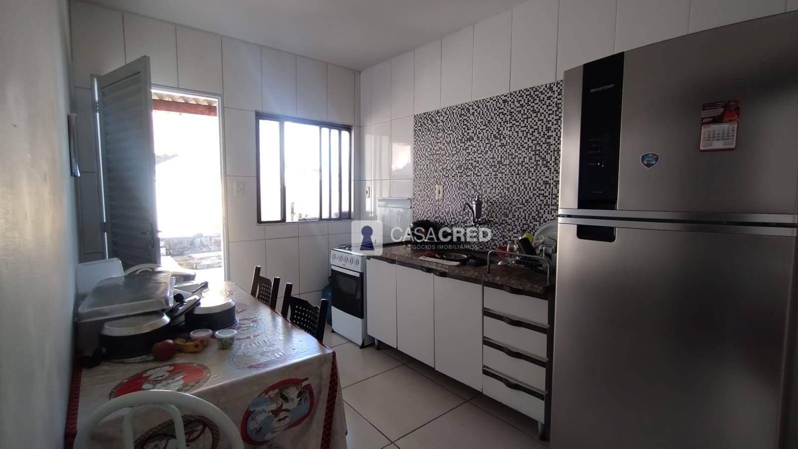 Casa à venda com 3 quartos, 200m² - Foto 11