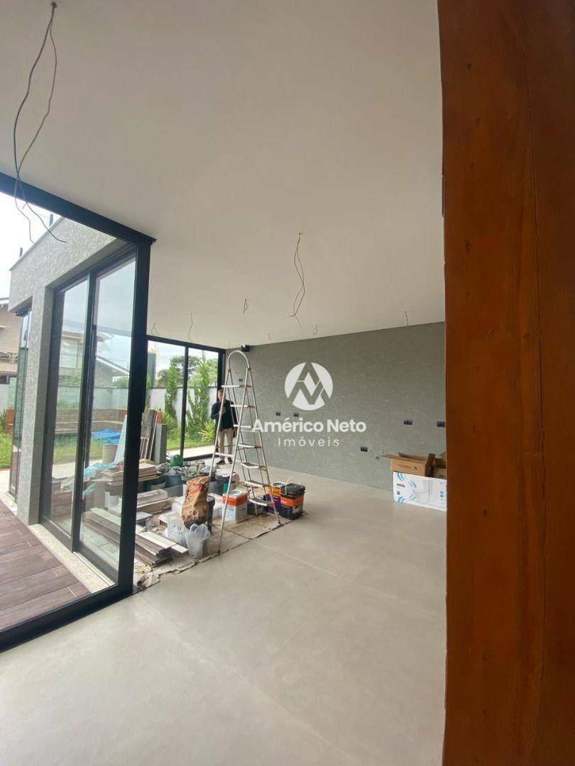 Casa de Condomínio à venda com 4 quartos, 498m² - Foto 56