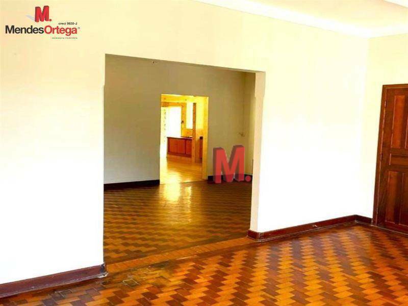 Casa para alugar com 4 quartos, 190m² - Foto 3