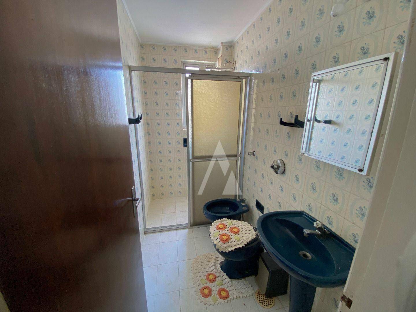 Apartamento para alugar com 3 quartos, 137m² - Foto 12