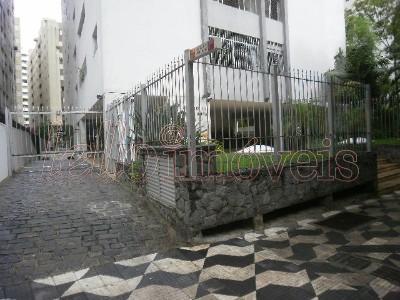 Apartamento para alugar com 3 quartos, 165m² - Foto 23