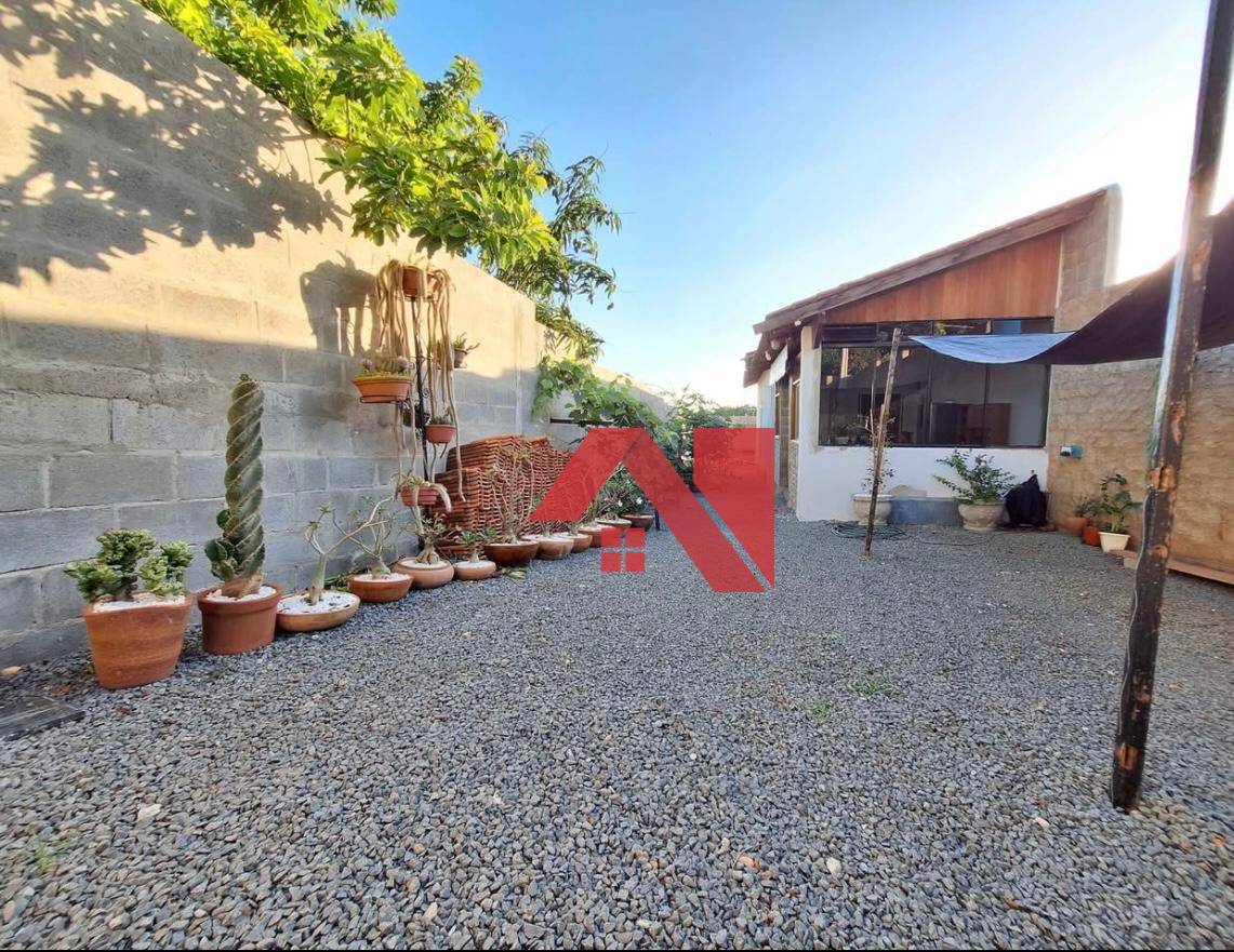 Casa, 1 quarto, 56 m² - Foto 1