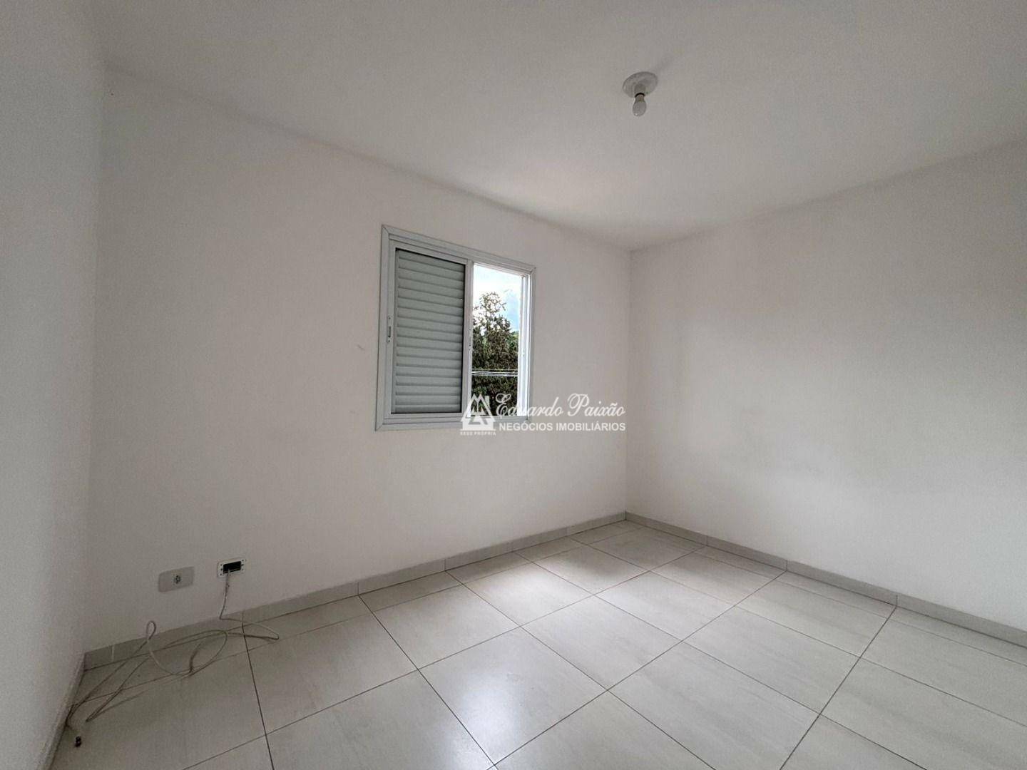 Apartamento para alugar com 2 quartos, 62m² - Foto 7