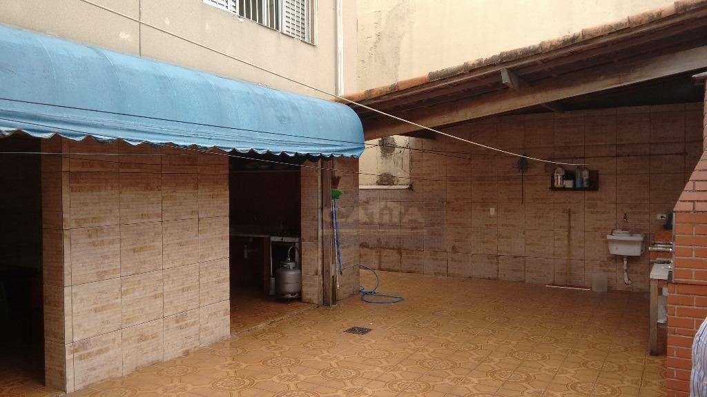 Casa à venda e aluguel com 3 quartos, 160m² - Foto 17