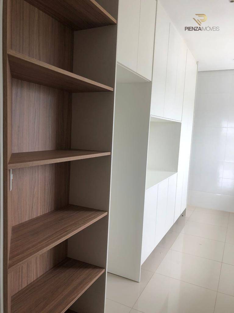 Apartamento à venda com 2 quartos, 72m² - Foto 2