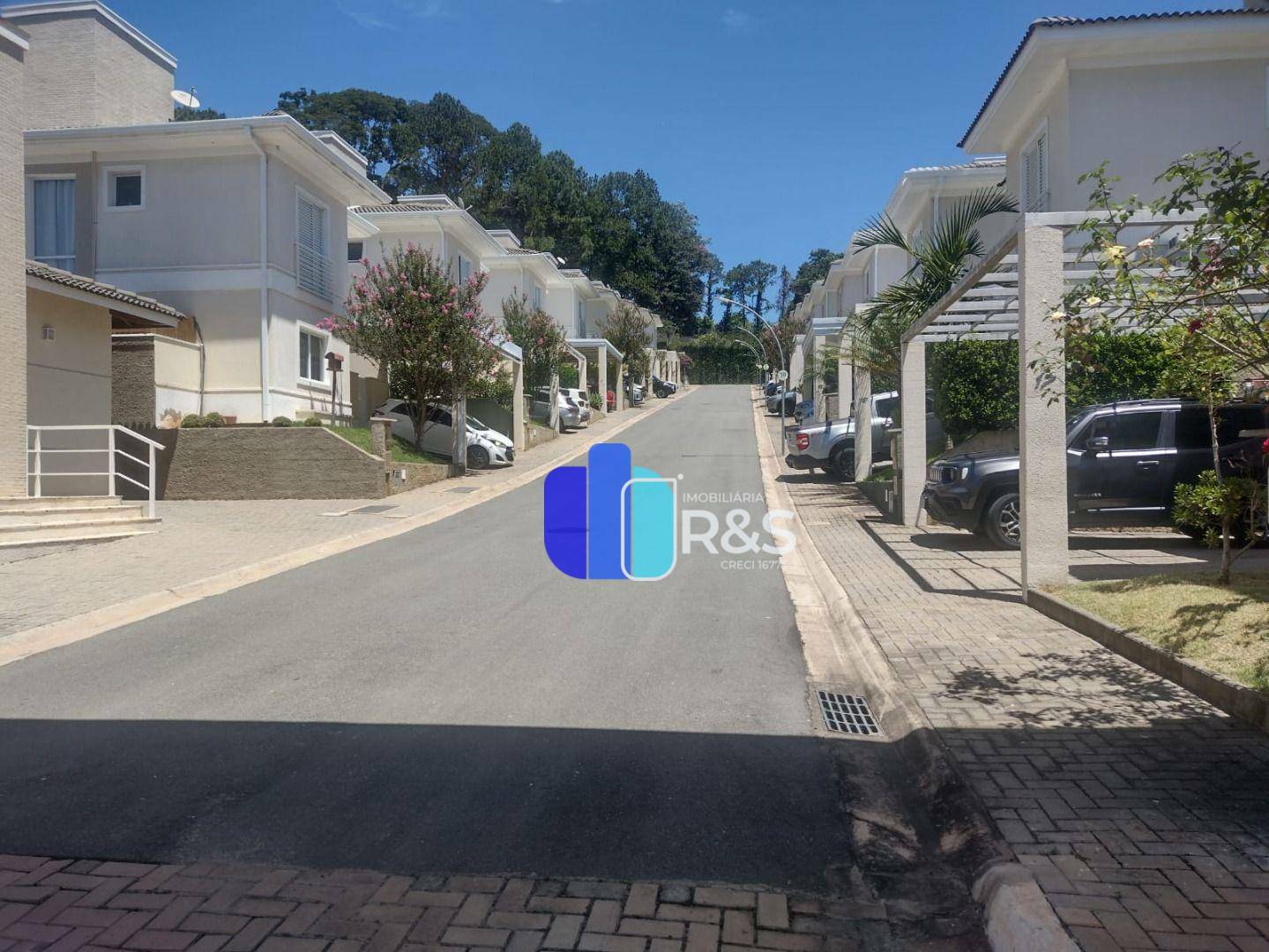 Casa de Condomínio para alugar com 3 quartos, 137m² - Foto 3