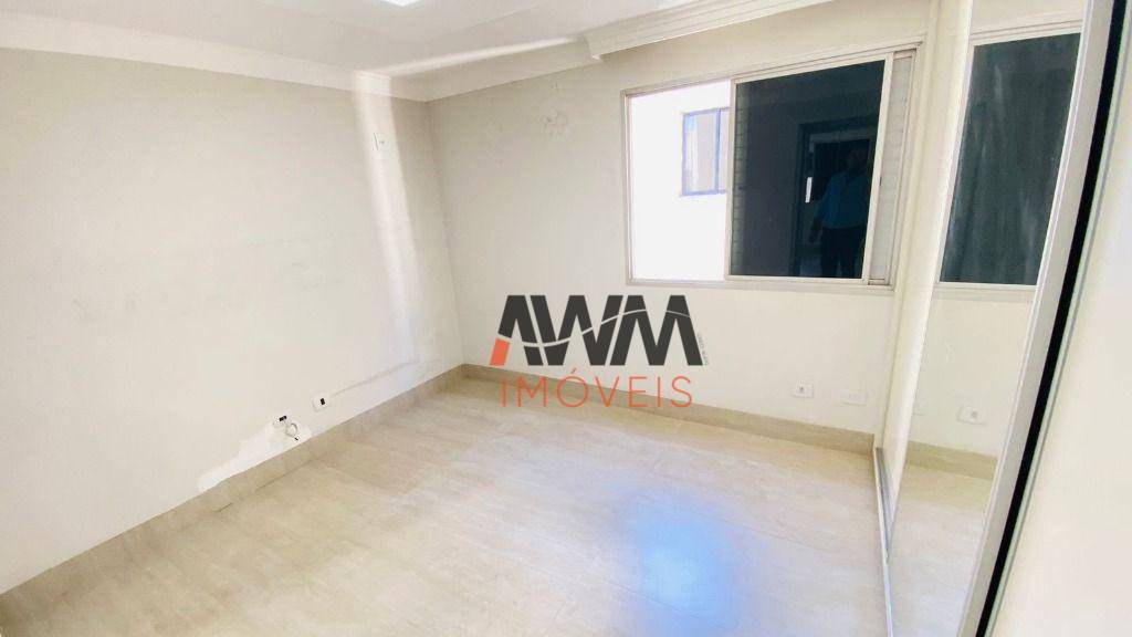 Apartamento à venda com 3 quartos, 117m² - Foto 13