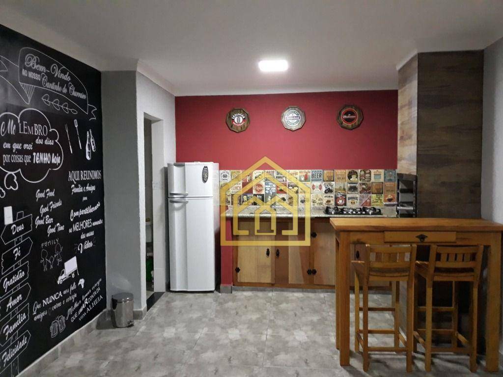 Sobrado à venda com 2 quartos, 200m² - Foto 9