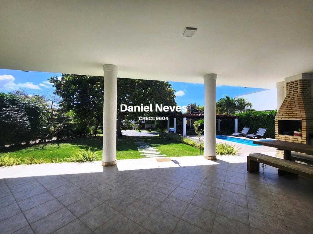 Casa de Condomínio à venda com 5 quartos, 202m² - Foto 4