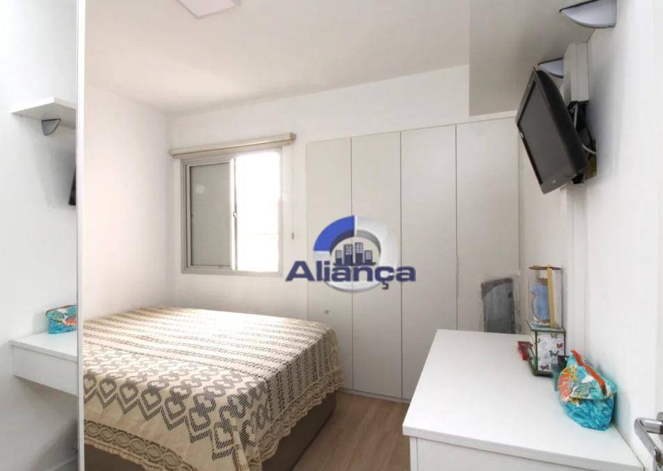 Apartamento à venda com 2 quartos, 62m² - Foto 7