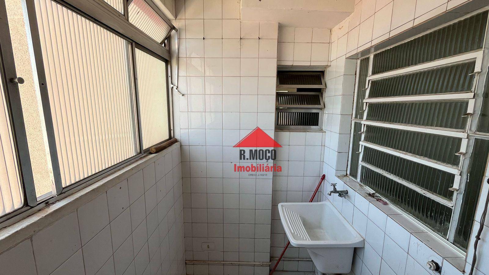 Apartamento para alugar com 3 quartos, 81m² - Foto 5