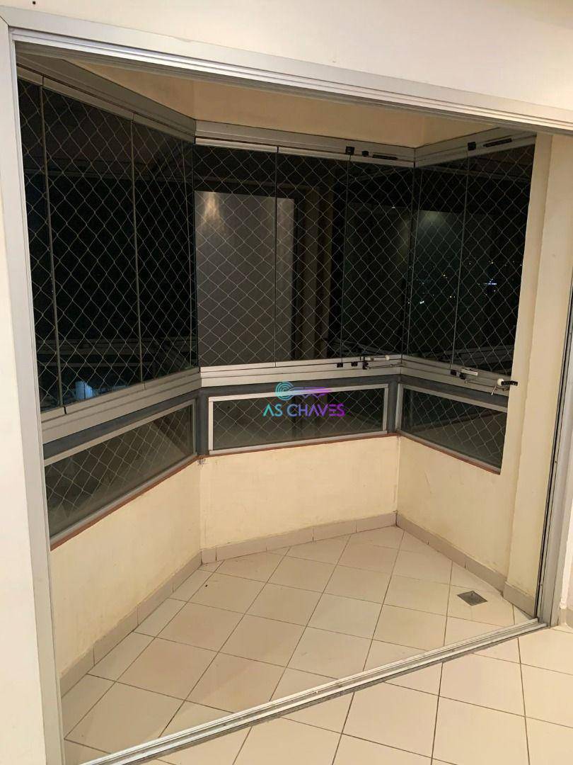 Apartamento à venda com 3 quartos, 80m² - Foto 1