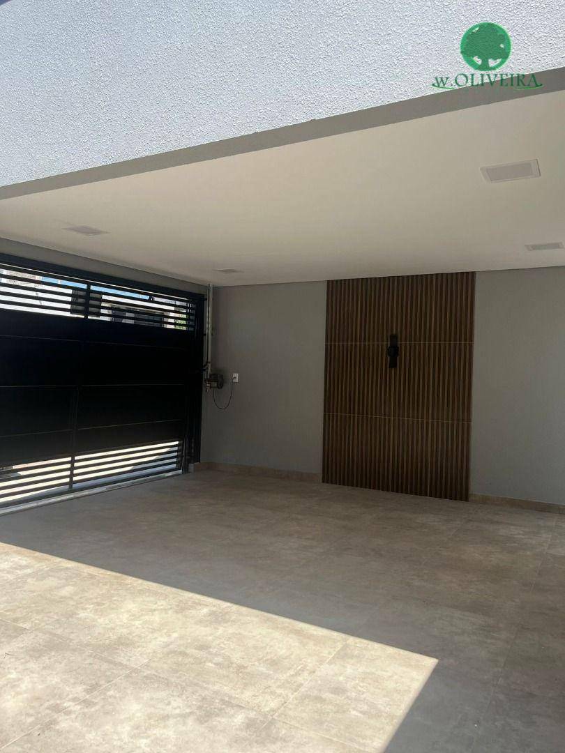 Casa à venda com 2 quartos, 75m² - Foto 2