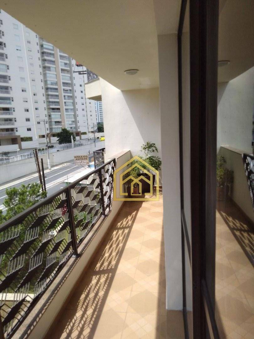 Apartamento à venda com 4 quartos, 145m² - Foto 5