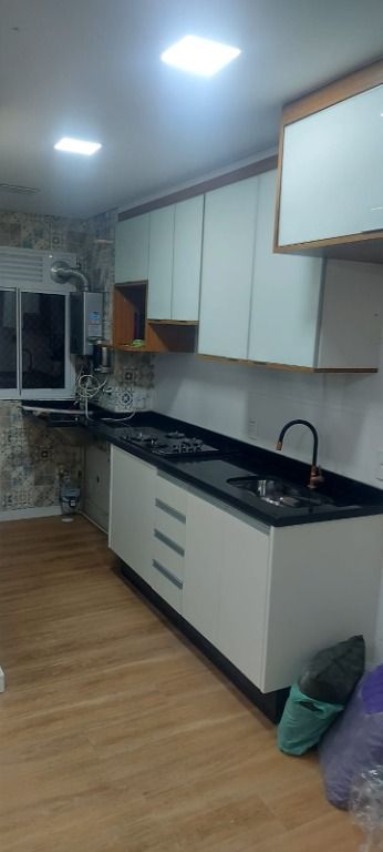 Apartamento à venda com 2 quartos, 62m² - Foto 7