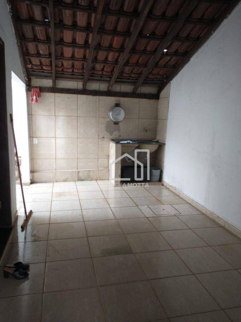 Casa à venda com 2 quartos, 100m² - Foto 5