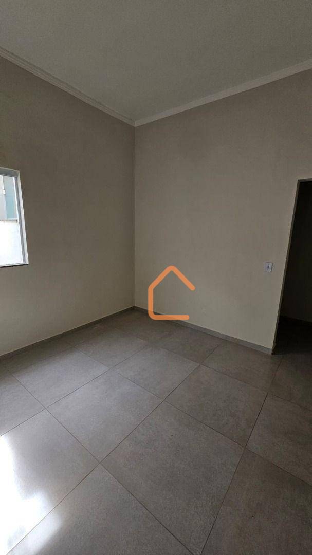 Casa à venda com 3 quartos, 90m² - Foto 15